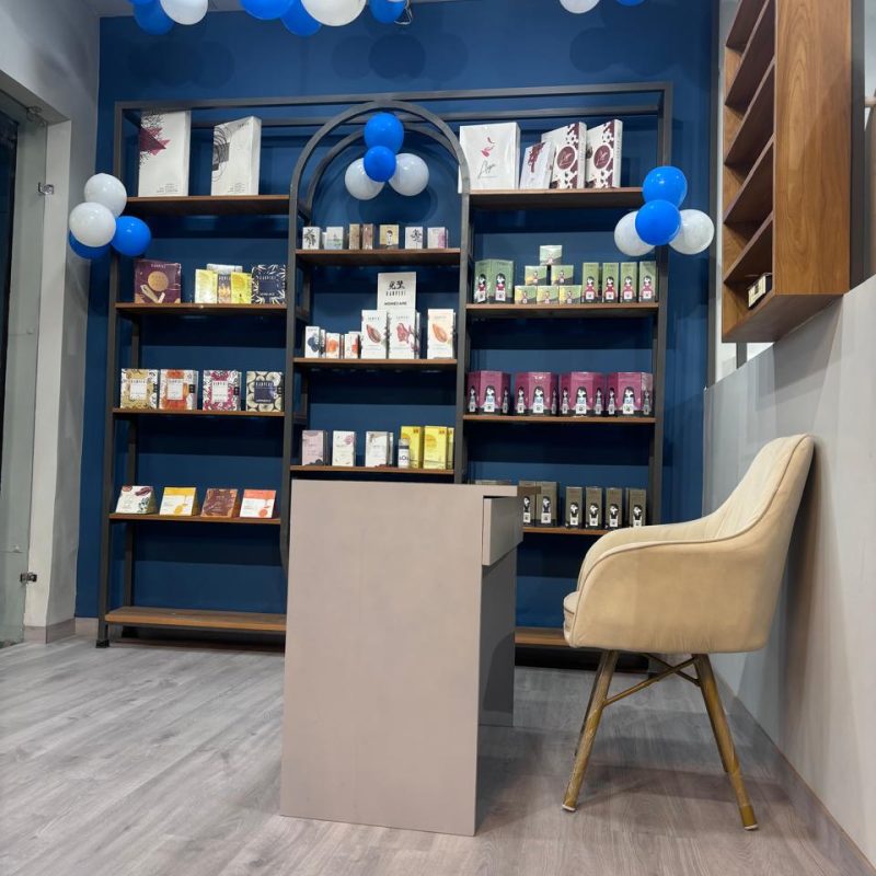 Black Scissor salon 2