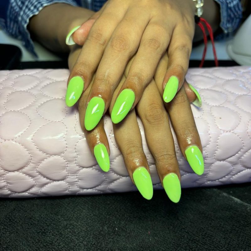 Nails Image 2025-10-29 at 5.16.47 PM (2)